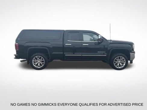 Used 2017 GMC Sierra 1500 SLT w/ SLT Premium Package AWD/4WD image 9