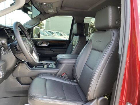 Used 2024 GMC Sierra 2500 Denali w/ Denali Reserve Package image 17