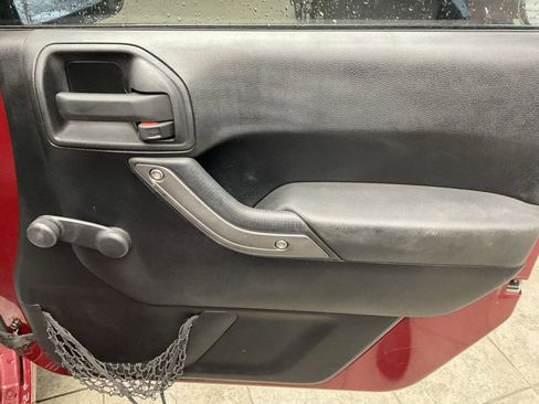 Used 2011 Jeep Wrangler Sport AWD/4WD image 8