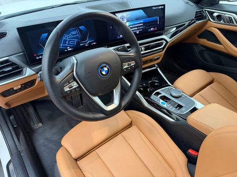 Used 2023 BMW i4 eDrive35 image 4