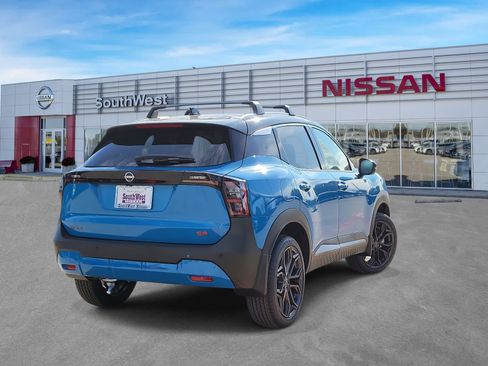 New 2026 Nissan Kicks SR image 6