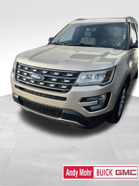 Used 2017 Ford Explorer XLT w/ Equipment Group 201A FWD image 1