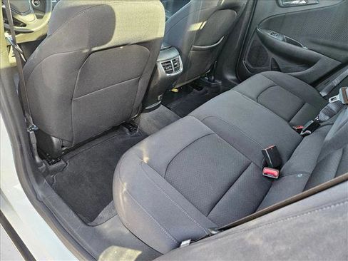 Used 2023 Chevrolet Malibu LT image 18