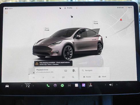 Used 2022 Tesla Model Y Long Range image 23