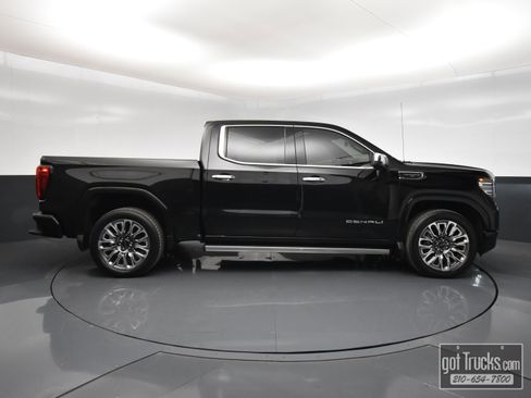 Used 2023 GMC Sierra 1500 Denali Ultimate image 54