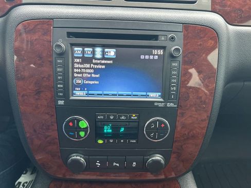 Used 2013 Chevrolet Tahoe LTZ image 20