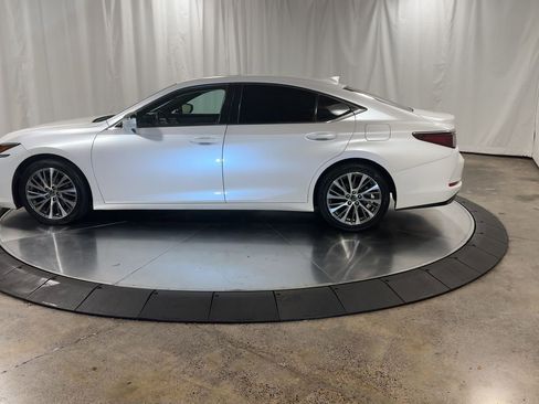 Used 2019 Lexus ES 350 F Sport image 7