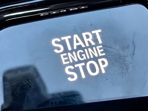 New 2026 BMW 530i w/ Convenience Package image 37