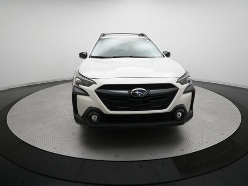 Certified 2025 Subaru Outback Premium w/ Popular Package #1A image 11