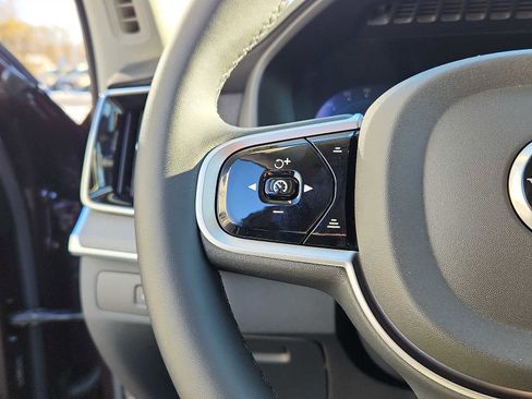 Used 2025 Volvo XC90 B6 Ultra w/ Protection Package Premier image 20