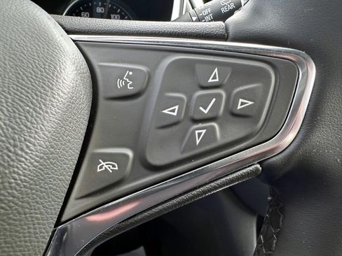 Used 2024 Chevrolet Equinox LT AWD/4WD image 18