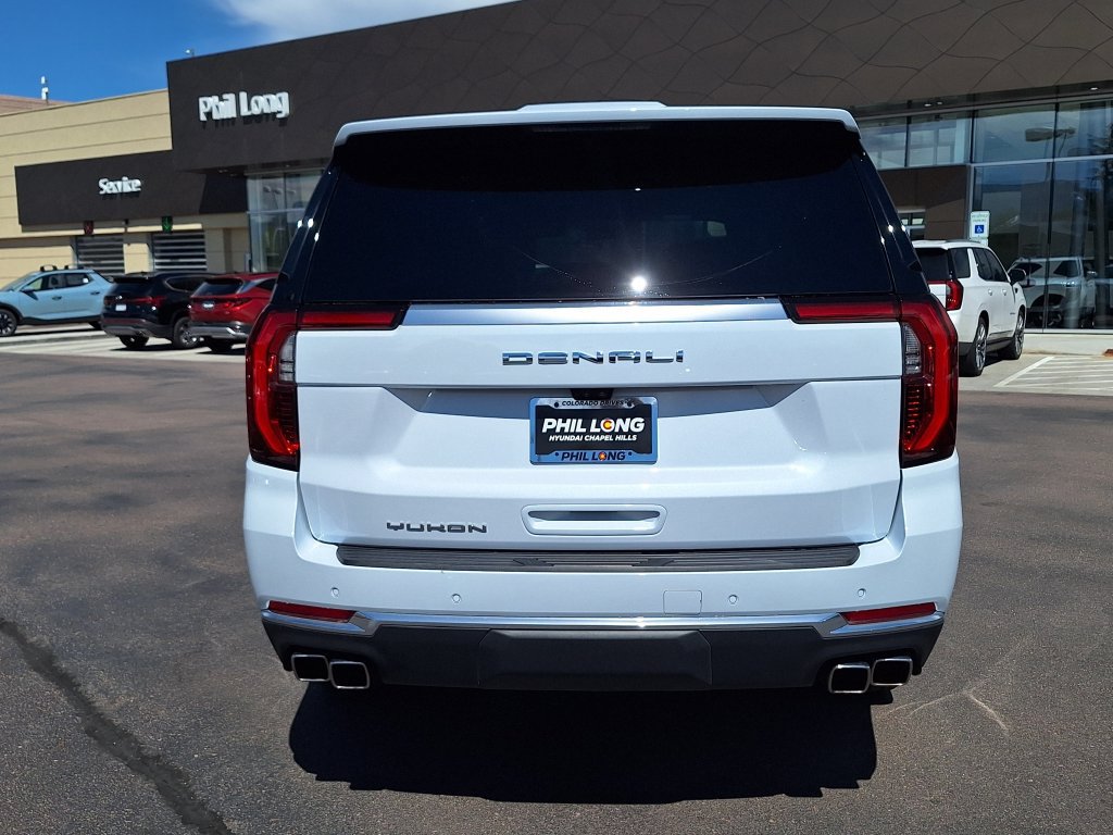 Used 2026 GMC Yukon Denali w/ Denali Reserve Package AWD/4WD image 4