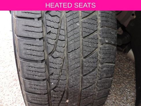 Used 2023 Chevrolet Traverse LT image 17