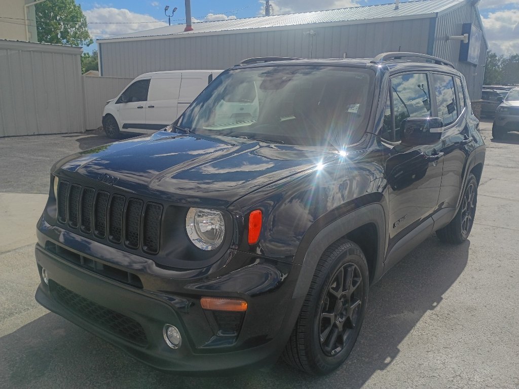 Used 2020 Jeep Renegade Altitude FWD image 2