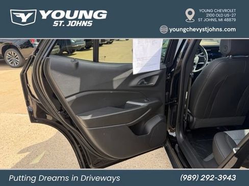 Used 2025 Chevrolet Trax LT w/ Driver Confidence Package FWD image 31