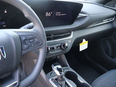 New 2026 Buick Envista Sport Touring FWD image 20