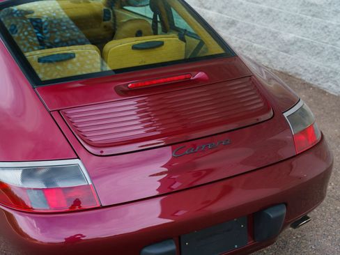 Used 2000 Porsche 911 Carrera image 38