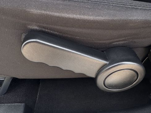 Used 2018 Jeep Wrangler Unlimited Sport S image 25