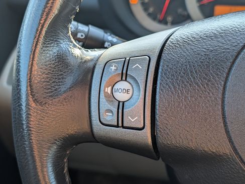 Used 2010 Toyota RAV4 Limited image 28