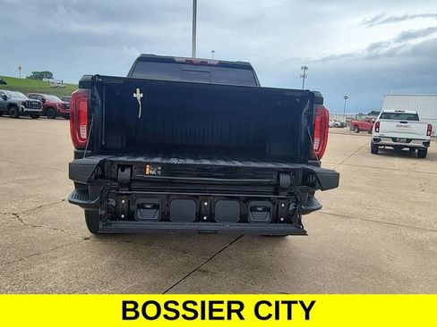 Certified 2024 GMC Sierra 1500 AT4 w/ Technology Package AWD/4WD image 27