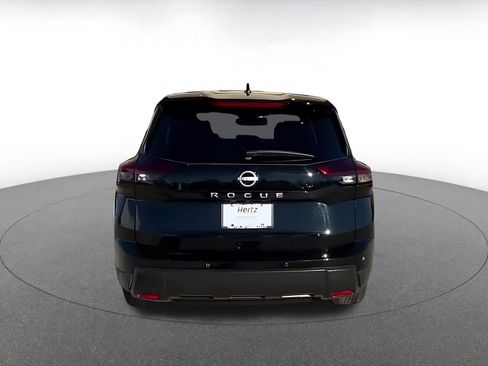 Used 2025 Nissan Rogue SV image 11