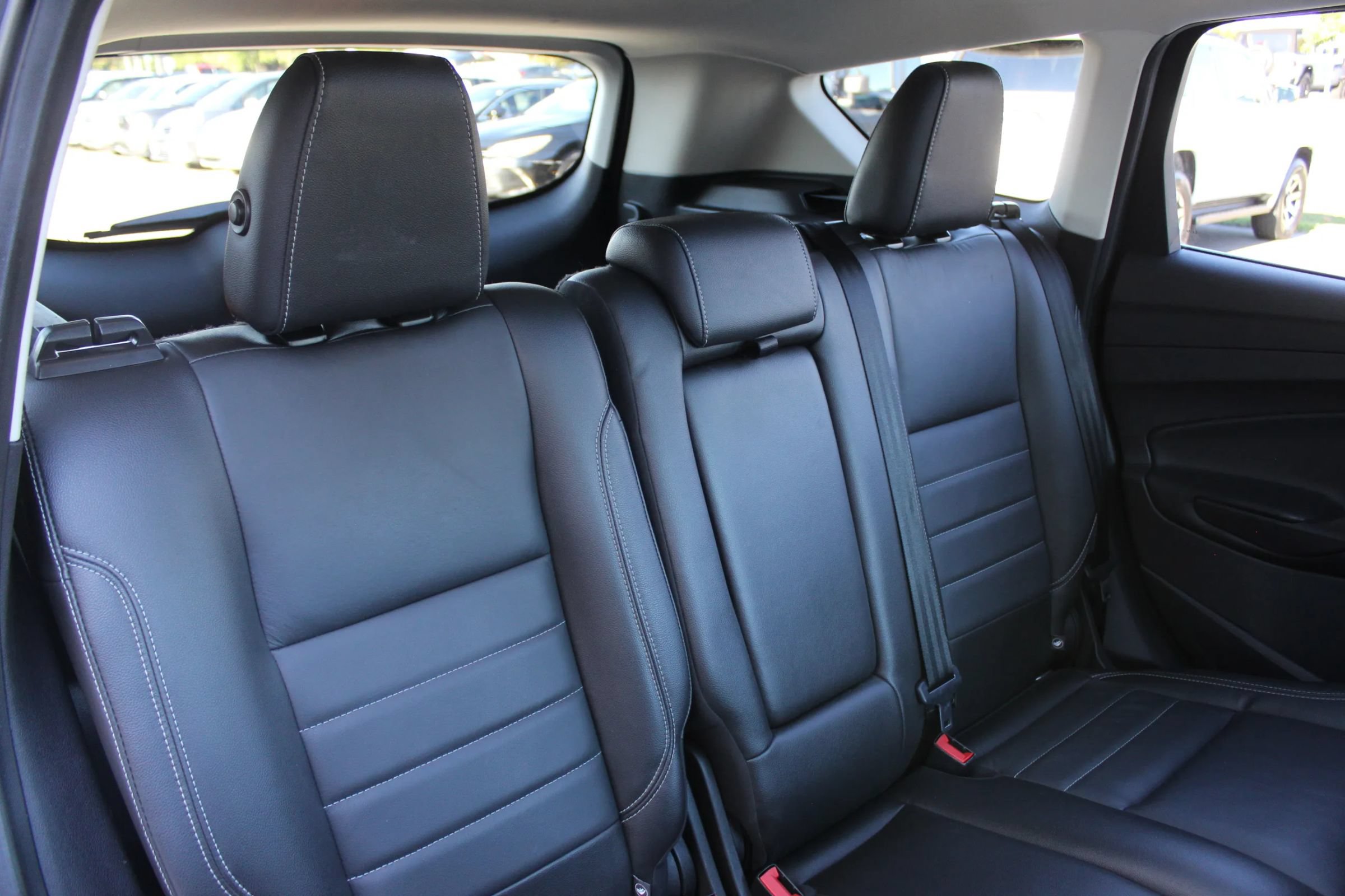 Used 2015 Ford Escape Titanium AWD/4WD image 23