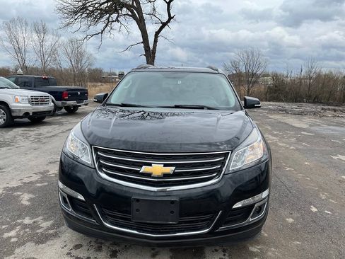 Used 2015 Chevrolet Traverse LT w/ Style and Technology Package AWD/4WD image 2