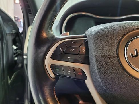 Used 2016 Jeep Grand Cherokee Limited image 31