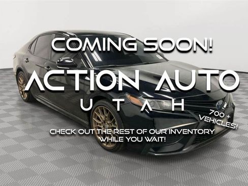 Used 2022 Toyota Camry XSE w/ Navigation Package FWD image 1