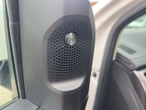 Used 2019 Ford Ranger Lariat w/ Equipment Group 501A Mid image 7