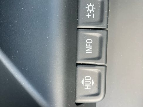 Used 2024 GMC Sierra 1500 AT4X AWD/4WD image 18