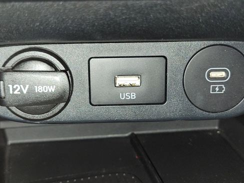 Certified 2025 Hyundai Elantra Sport w/ Cargo Package image 17