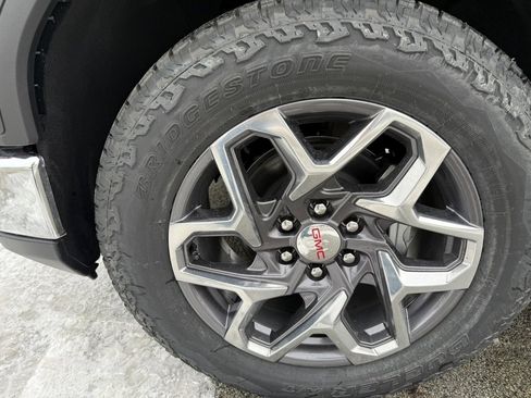 New 2026 GMC Sierra 1500 SLT w/ SLT Premium Plus Package image 9