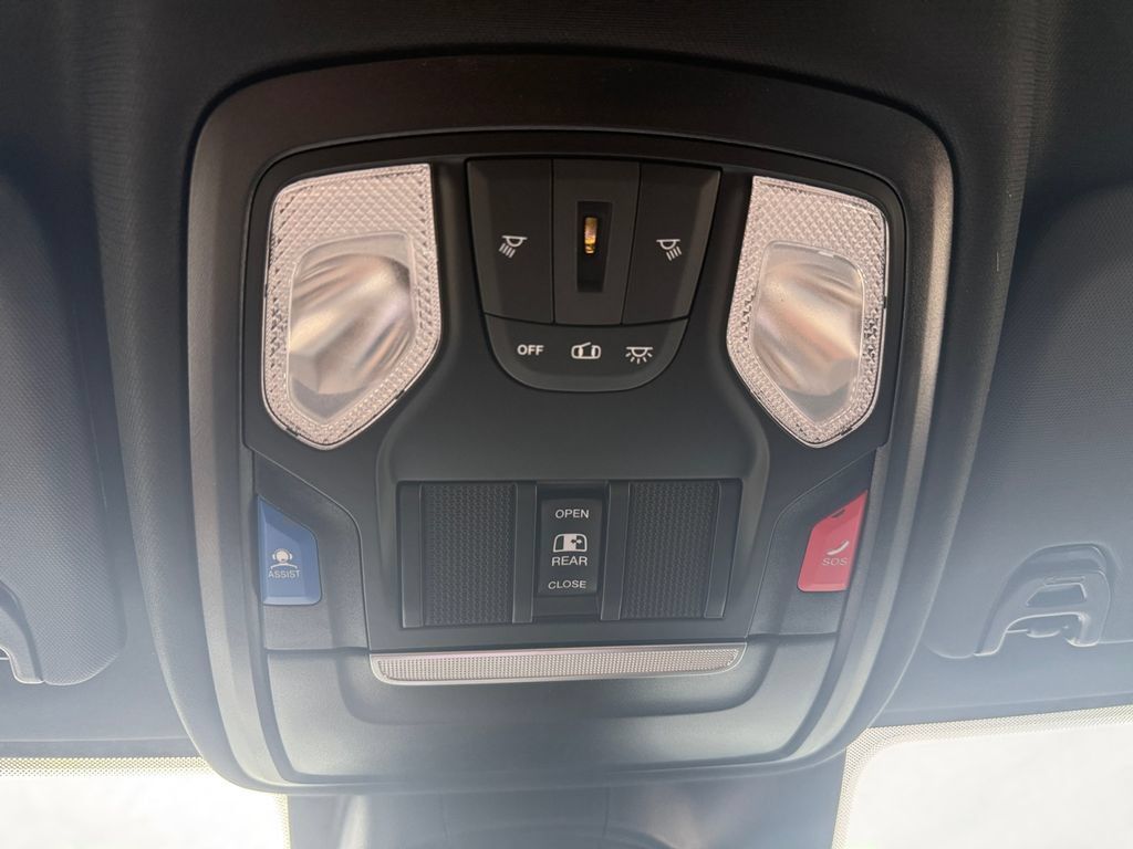 New 2026 RAM 2500 Tradesman AWD/4WD image 25