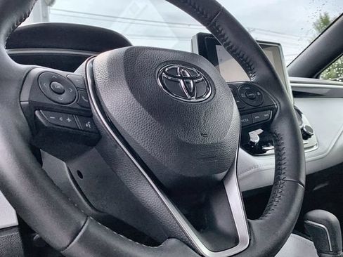 Used 2025 Toyota Corolla SE FWD image 19
