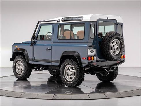 Used 1997 Land Rover Defender 90 AWD/4WD image 3