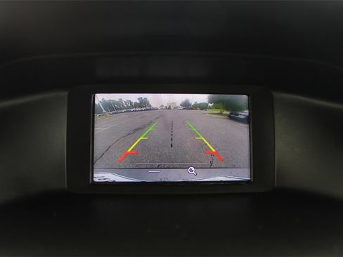 Used 2017 Ford Focus SE image 24