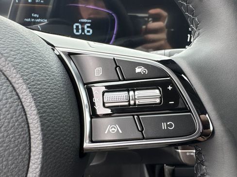 New 2025 Kia Seltos S image 25