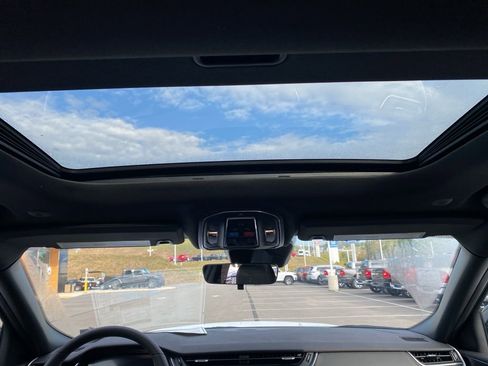 New 2025 Jeep Grand Cherokee L Altitude image 23