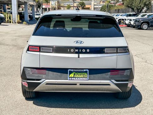 Used 2024 Hyundai Ioniq 5 SEL RWD image 7