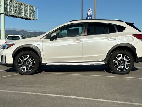 Used 2020 Subaru Crosstrek Hybrid w/ Popular Package #3 image 7