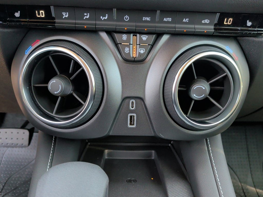 New 2026 Chevrolet Blazer LT w/ Convenience Package FWD image 25