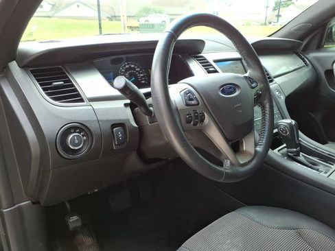 Used 2018 Ford Taurus SEL w/ Equipment Group 201A AWD/4WD image 14