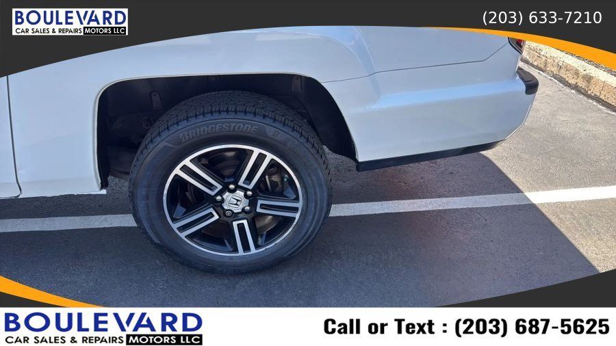 Used 2014 Honda Ridgeline Sport image 10