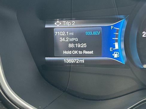 Used 2019 Ford Fusion Titanium image 22