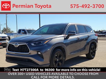 Used 2023 Toyota Highlander LE