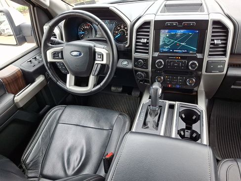 Used 2017 Ford F150 Lariat w/ Equipment Group 501A Mid image 14