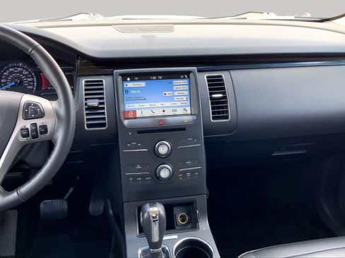 Used 2018 Ford Flex SEL w/ Equipment Group 202A FWD image 7
