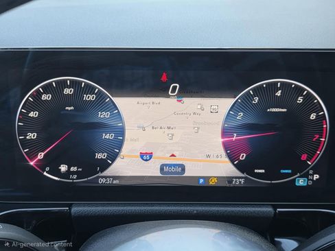 Used 2025 Mercedes-Benz GLA 250 4MATIC image 32