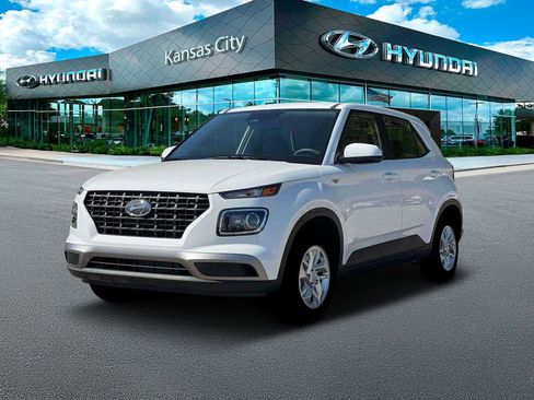 New 2026 Hyundai Venue SE FWD image 1